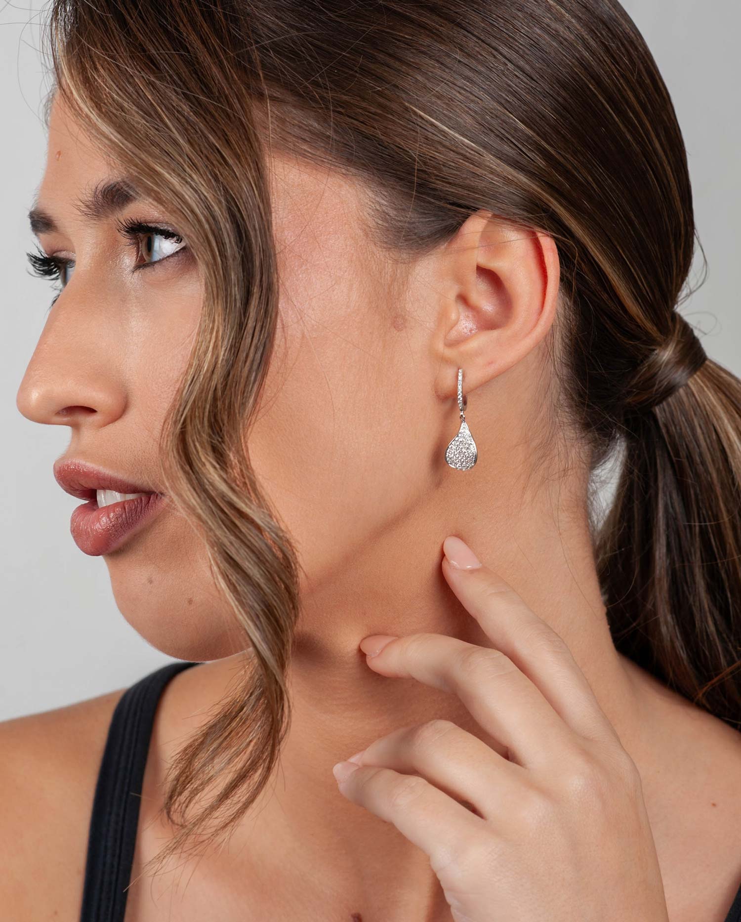 Pendientes Gota Oro Blanco con Diamantes.