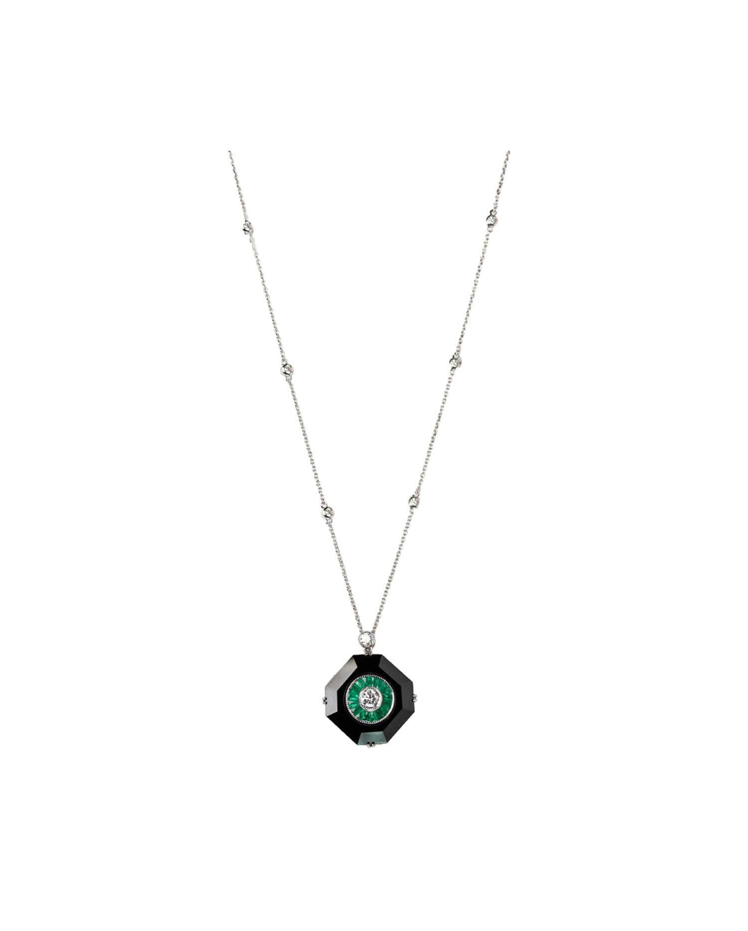 Colgante Oro Blanco con Diamantes, Esmeralda y Ónix.