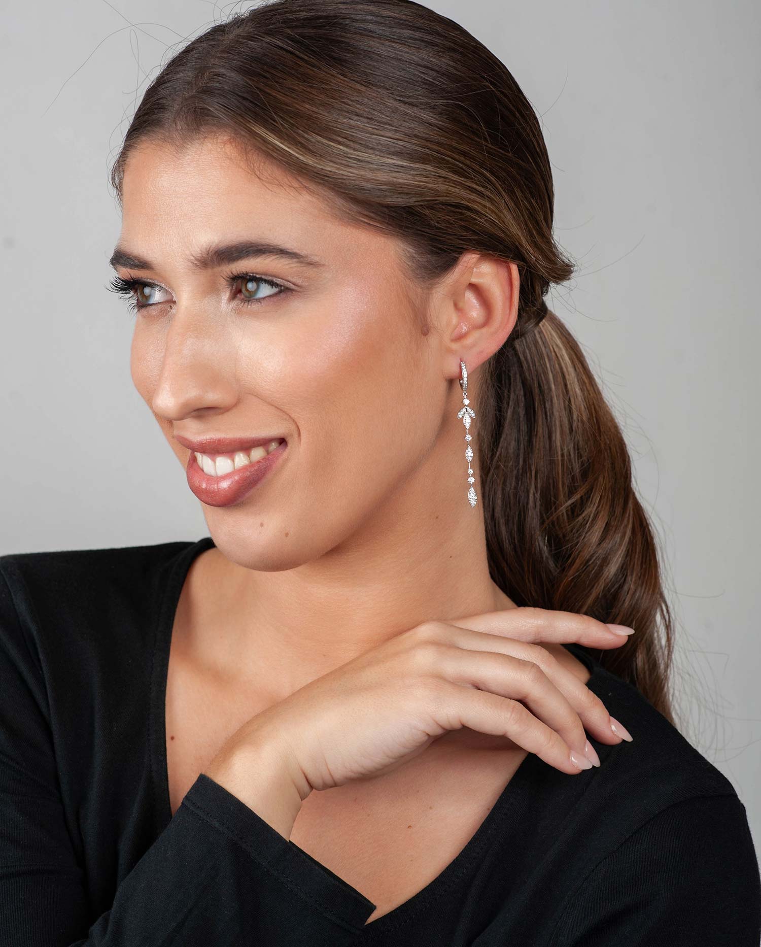 Pendientes Largos Oro Blanco con Diamantes
