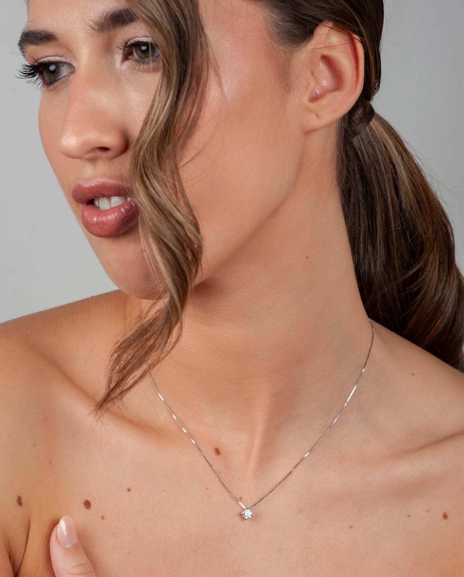 Colgante Oro Blanco con Diamante