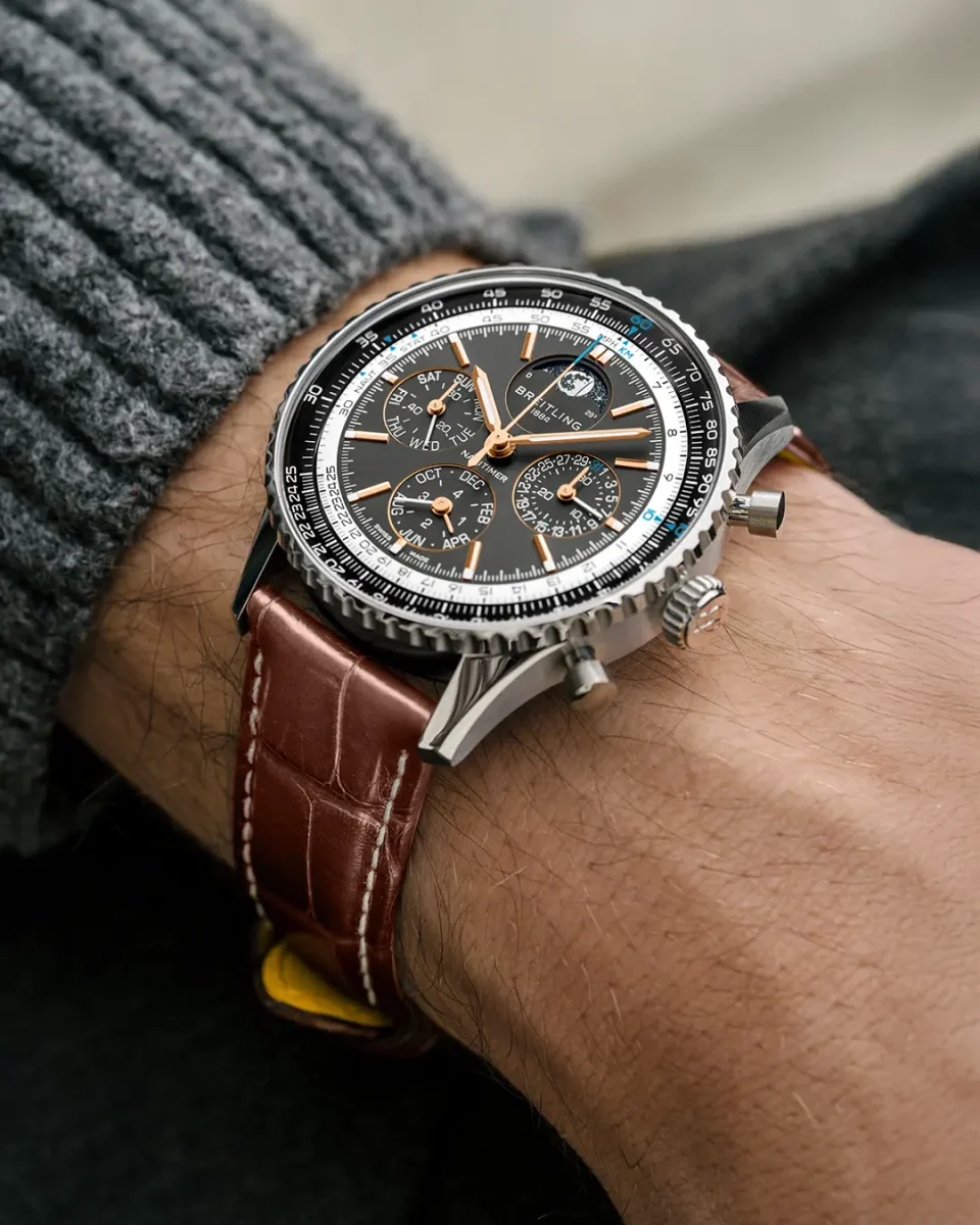 Breitling Navitimer B19 Chronograph 43 Calendario Perpetuo 