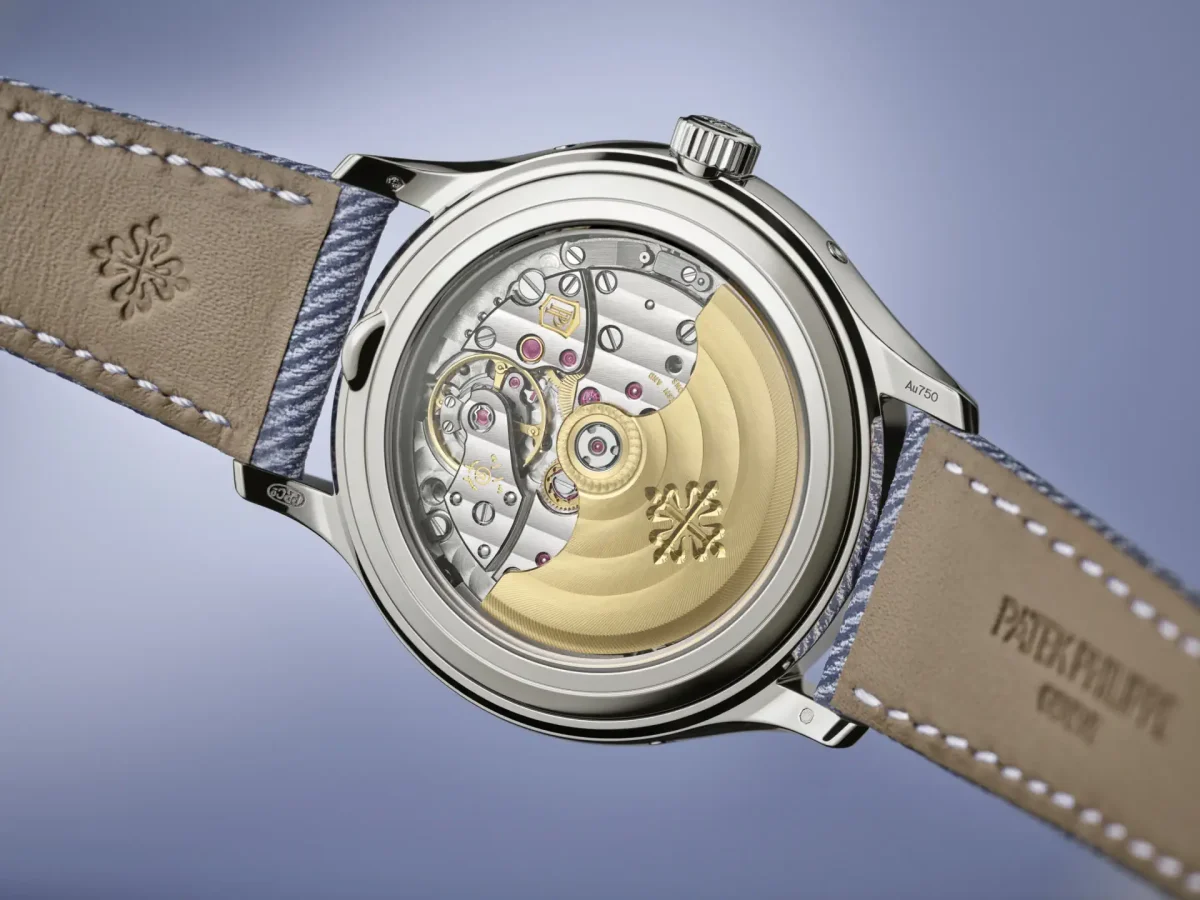 Patek Philippe 4946G-001